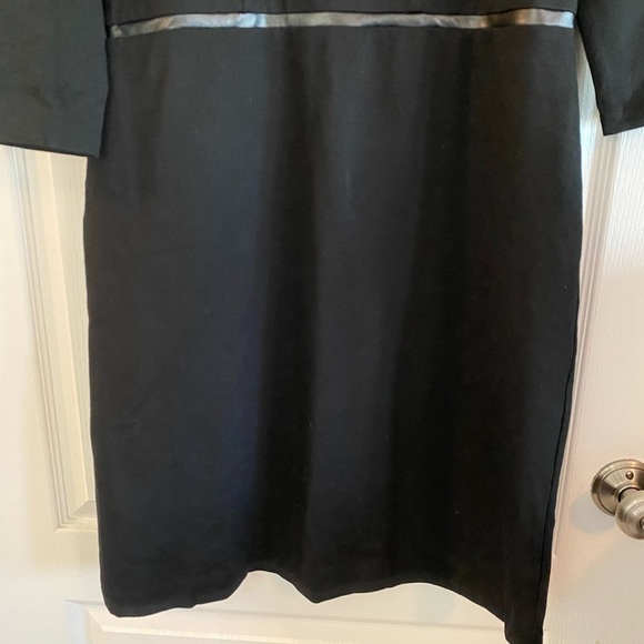 TALBOTS Black Ponte Knit Faux Leather Trim Dress Sz 10P 3/4 sleeves EUC - Picture 4 of 13